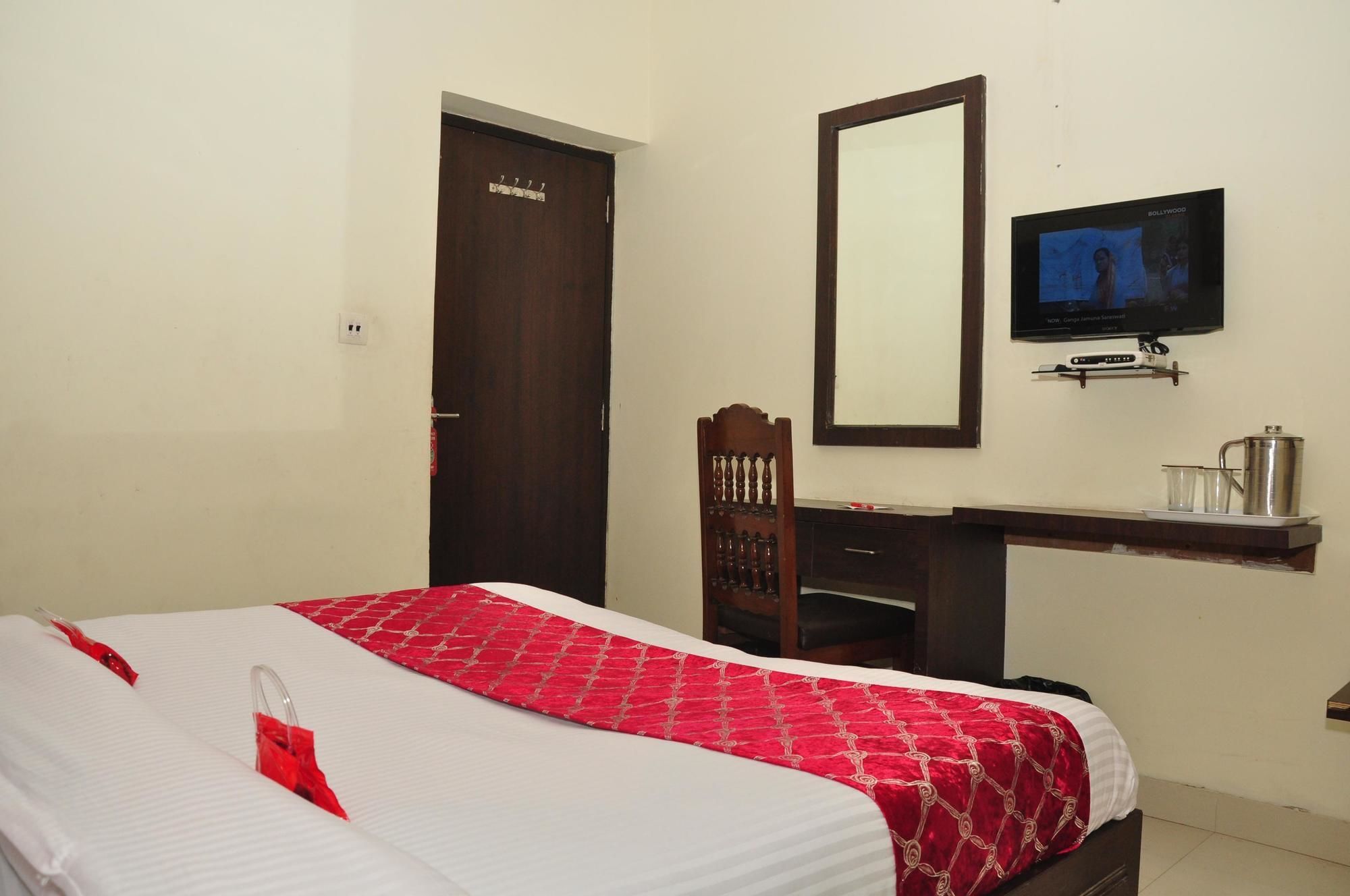 Oyo Rooms City Centre Guru Nanak Bhawan Amritsar Exterior photo